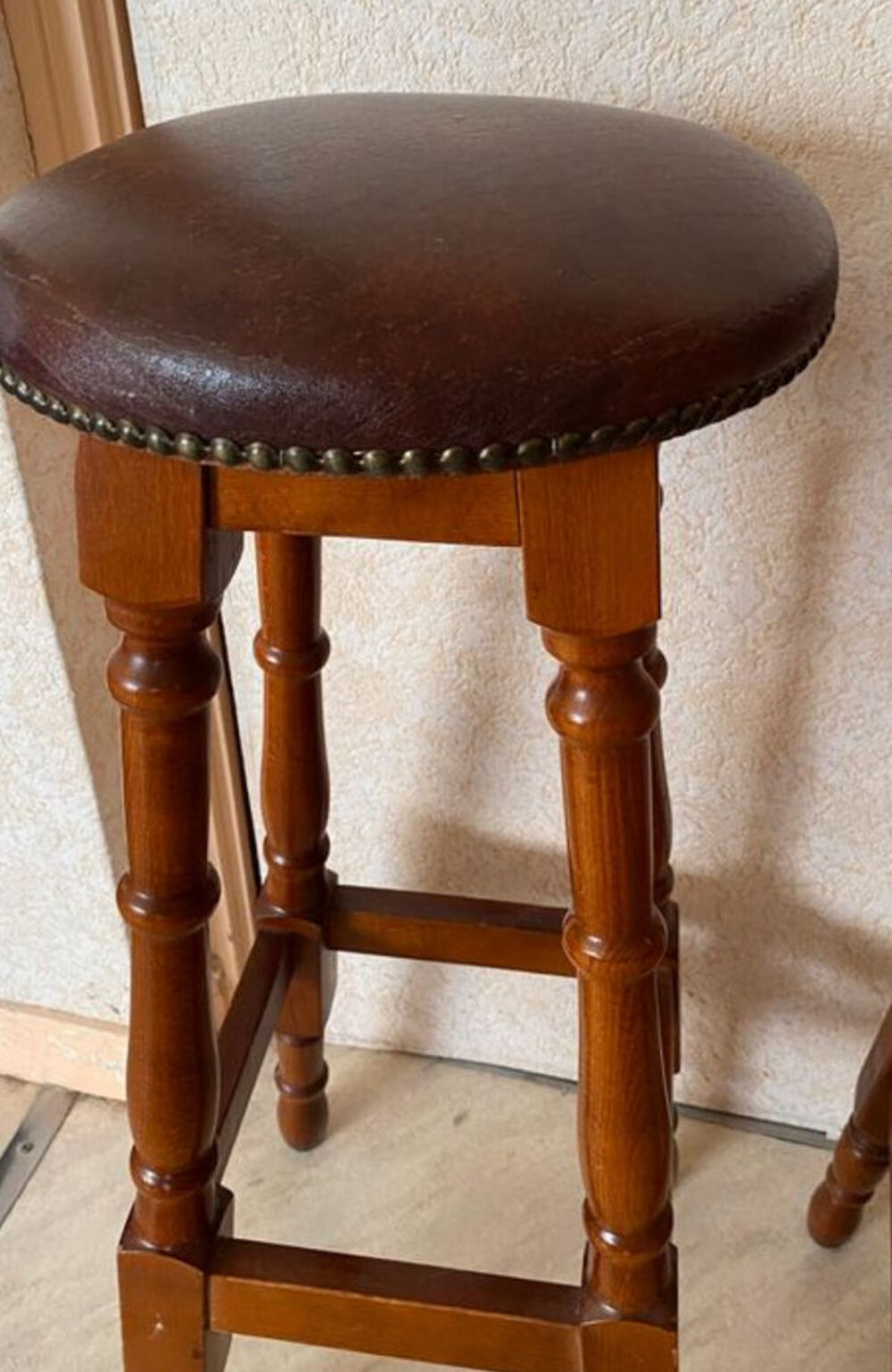 3 tabourets de bar vintage en bois ancien Meubles