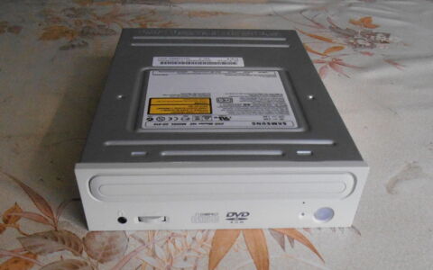 Lecteur de disque interne Samsung SD-616 DVD-ROM/CD-ROM PC 10 Aubin (12)