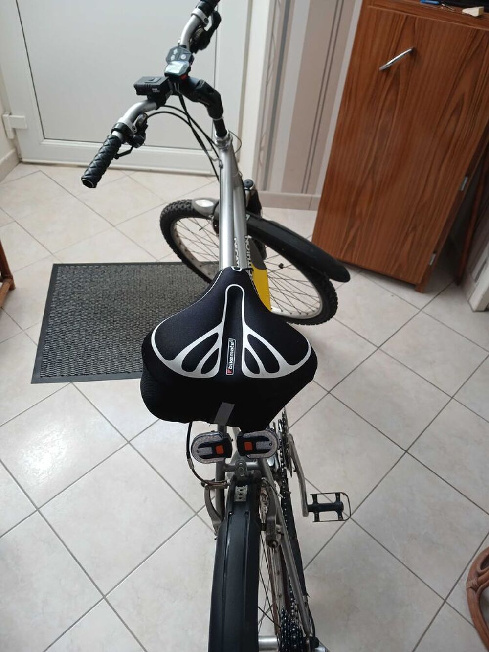 bonjour vendredi v&eacute;lo vtt bonne &eacute;tat Vélos
