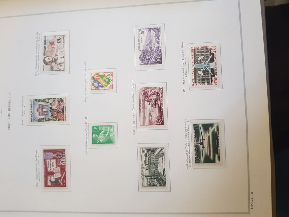 Collection de 10 albums de timbres Photos/Video/TV