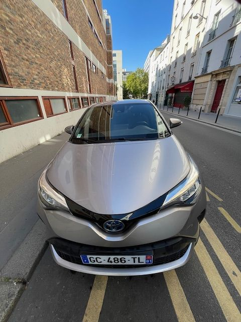Toyota C-HR Hybride 1.8L Collection 2021 occasion Paris 75012
