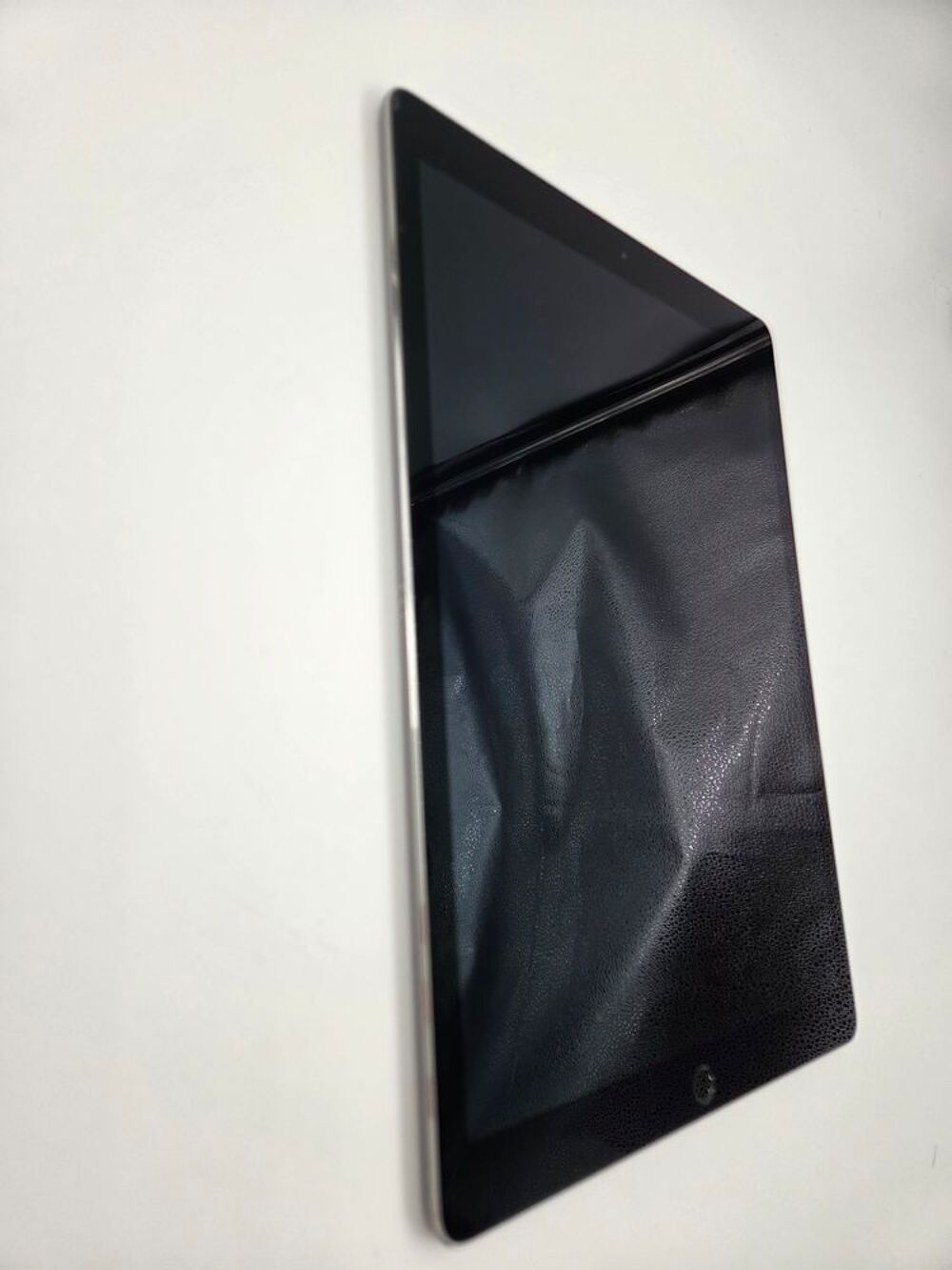 Ipad Pro model A1652 Space Grey 12.9 pouces 256GO Tlphones et tablettes