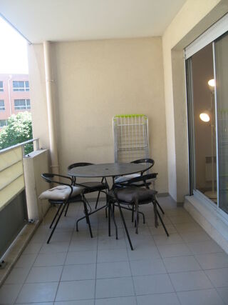  Appartement à louer 3 pièces 60 m²
