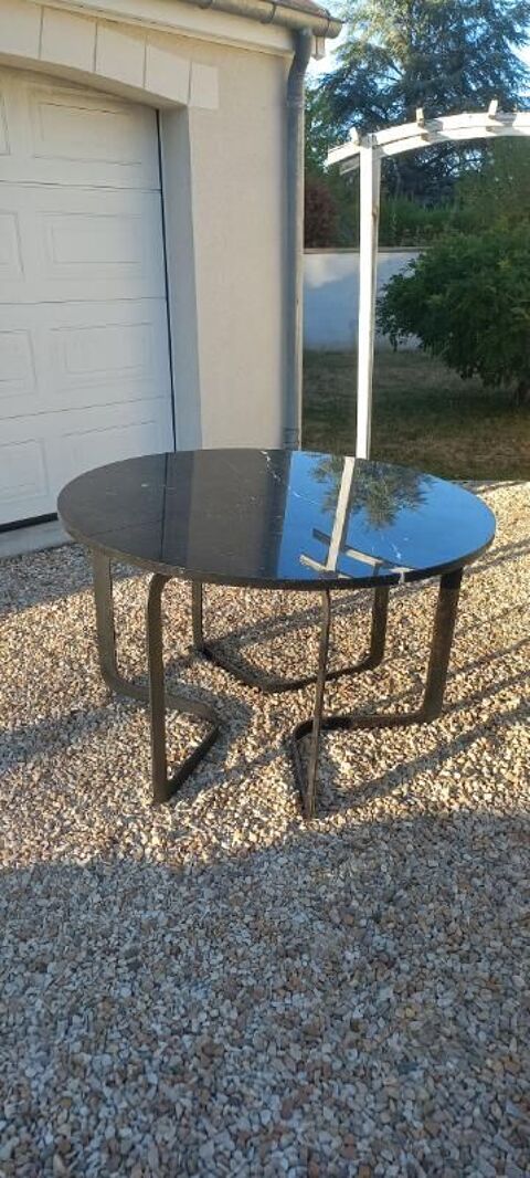 Table en marbre véritable  580 Boigny-sur-Bionne (45)
