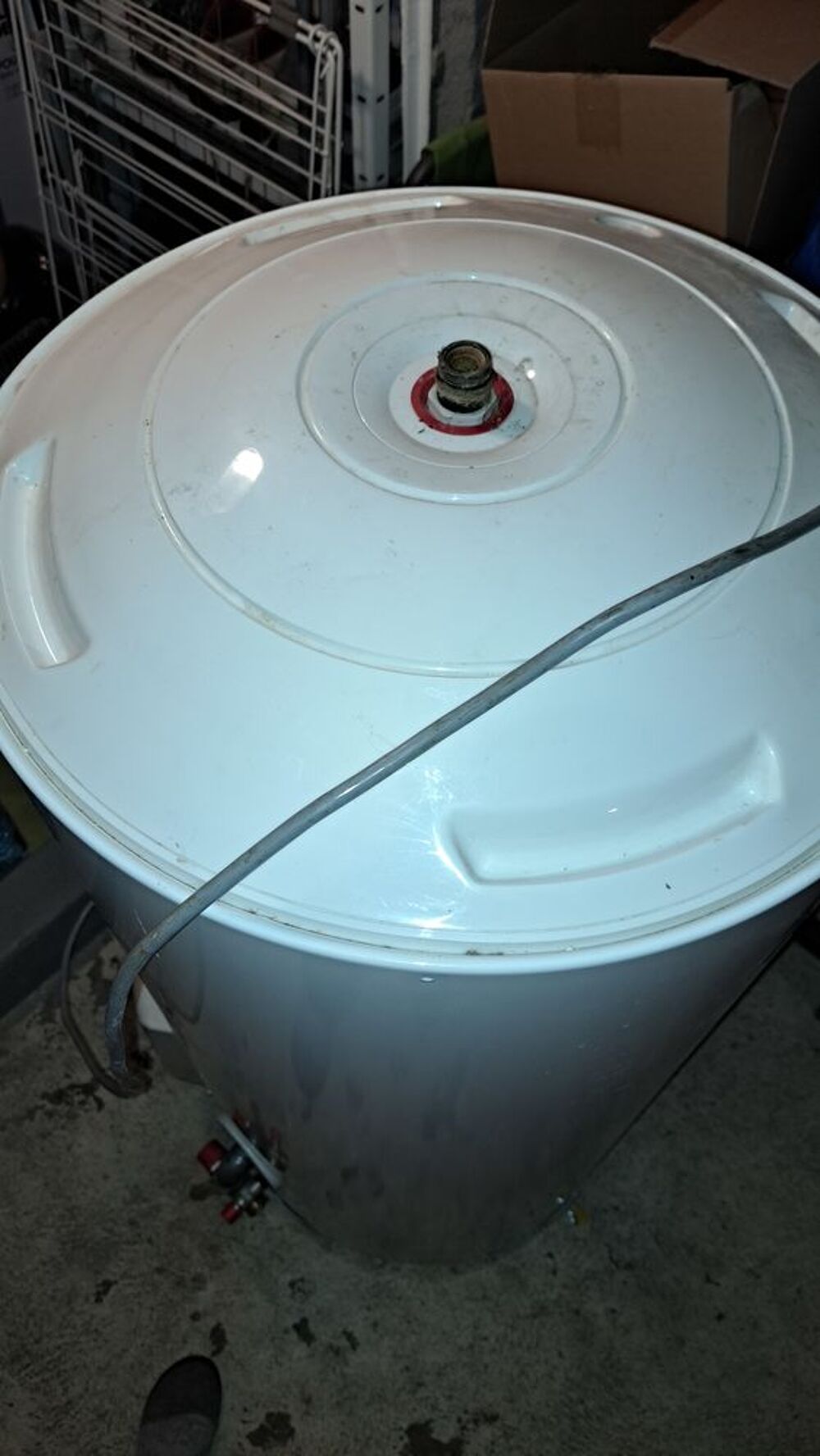 BALLON EAU CHAUDE 200L Bricolage