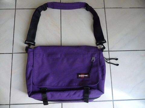 Besace Double Fond EASTPAK USA Violette -  NEUVE 40 Montigny-le-Bretonneux (78)