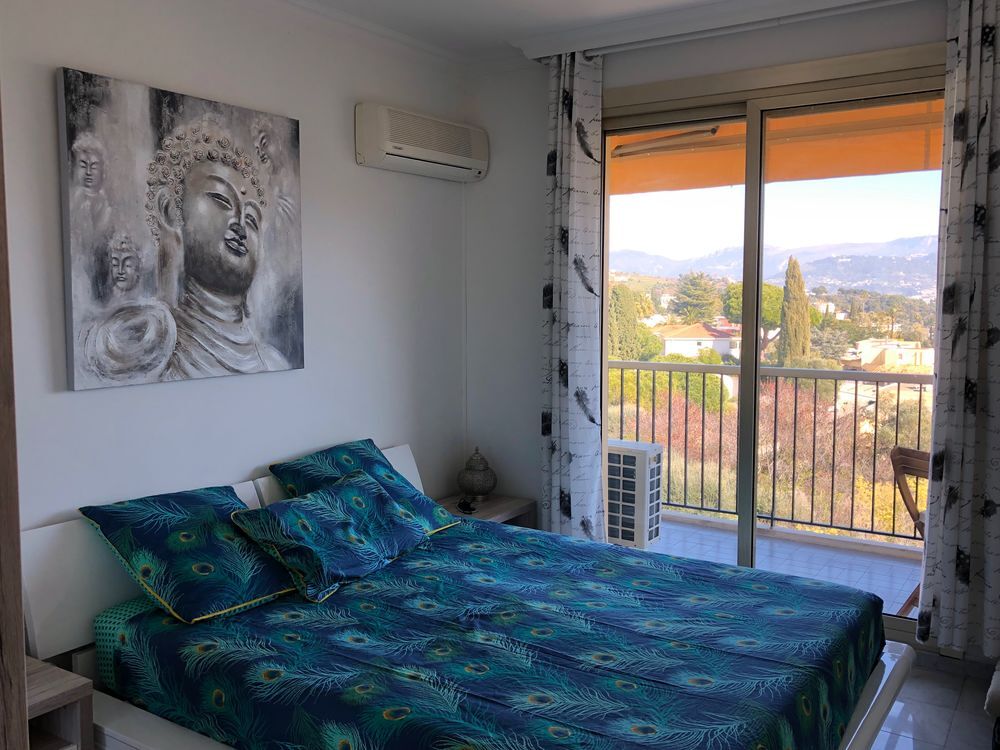Location Appartement Appartement standing - vues panoramiques mer et montagne Nice