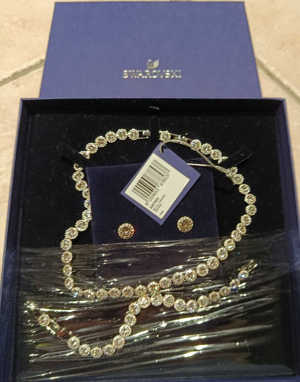 parrure Swarovski Bijoux et montres