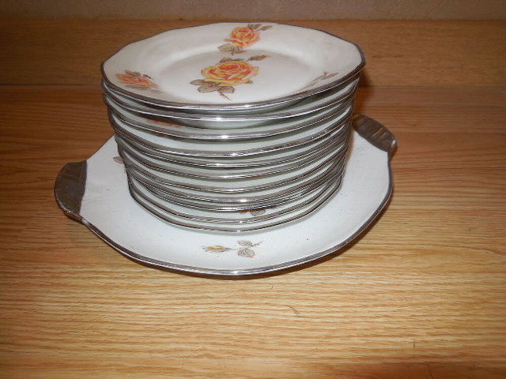 lot d'assiettes et grand plat Bricolage