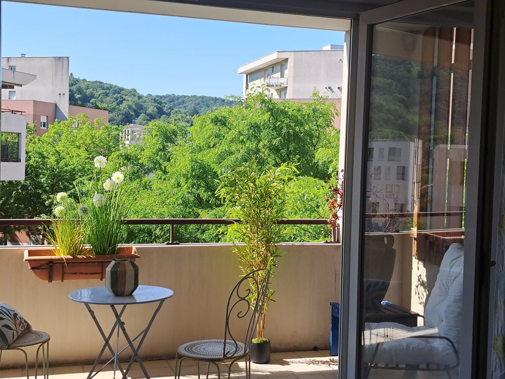 Appartement 3 pièces 65 m² · à Échirolles · 65 m² · 155 000 €