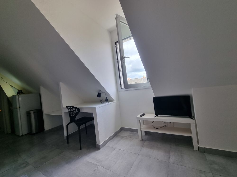 Location Appartement Beau T1 rue Dainville quartier prisé Angers Angers