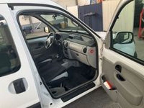 Kangoo Renault 1.2 Kaleido 2004 occasion 44320 Saint-P&egrave;re-en-Retz