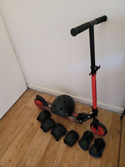 Trottinette pliable et protections Sallanches (74)