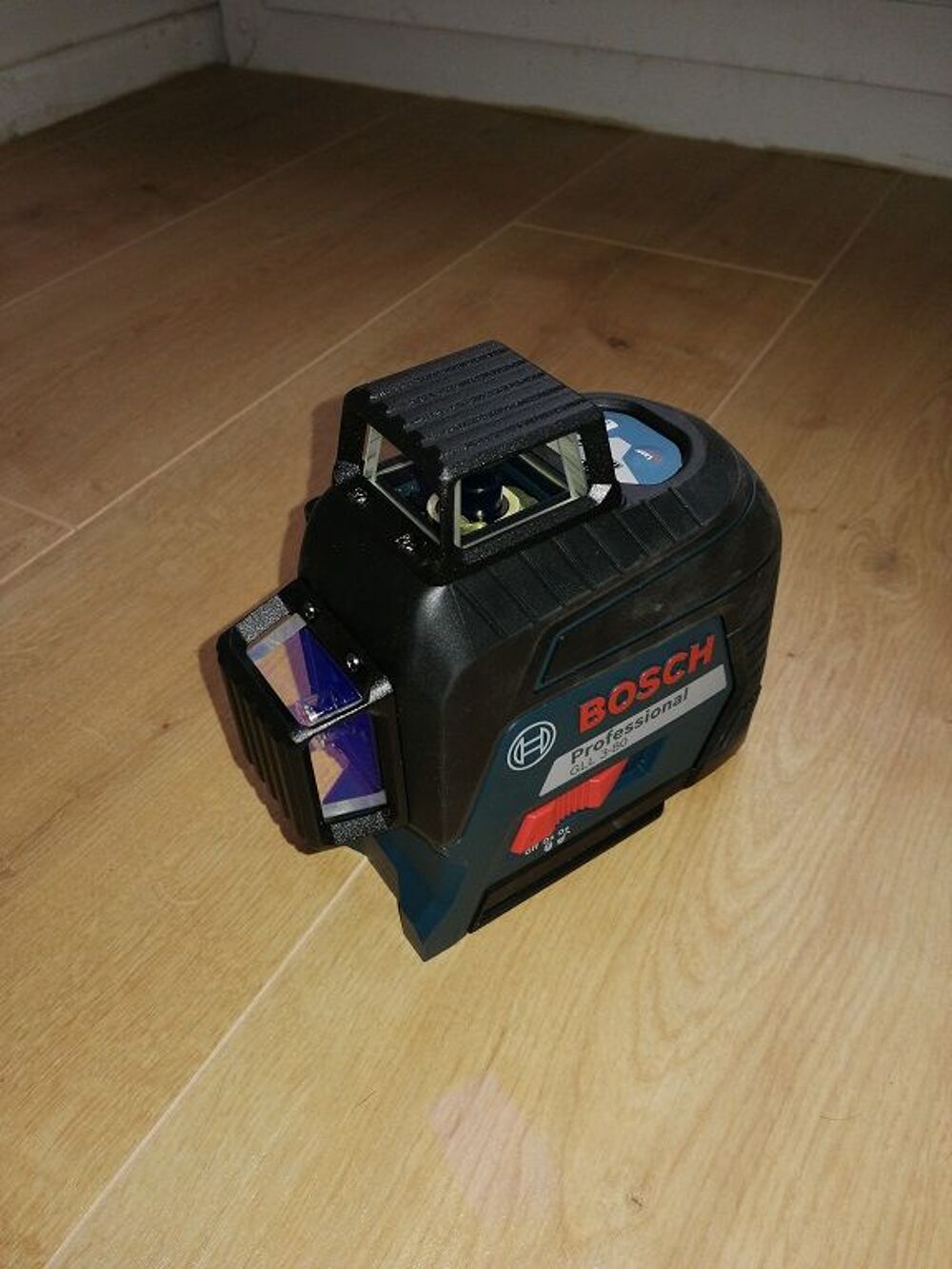Laser Pro Bosch GLL 3-80 avec trepied / Livraison Bricolage