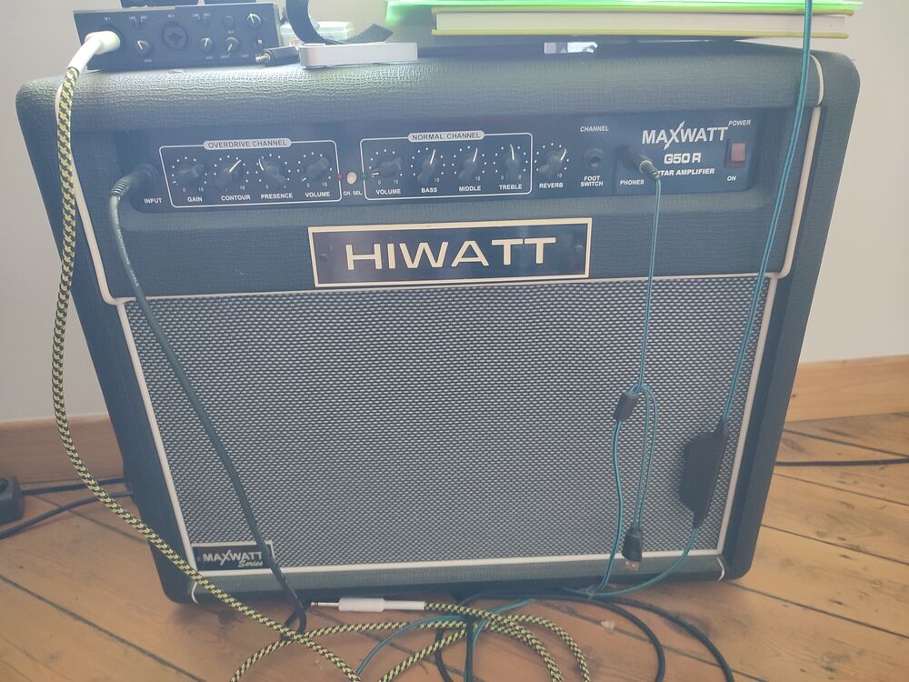 guitare &eacute;lectrique set complet comme neuf Instruments de musique