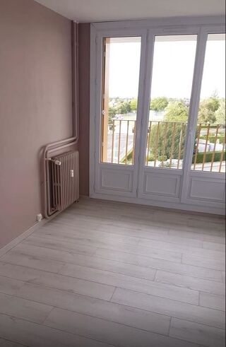  Appartement � louer 4 pi�ces 75 m�