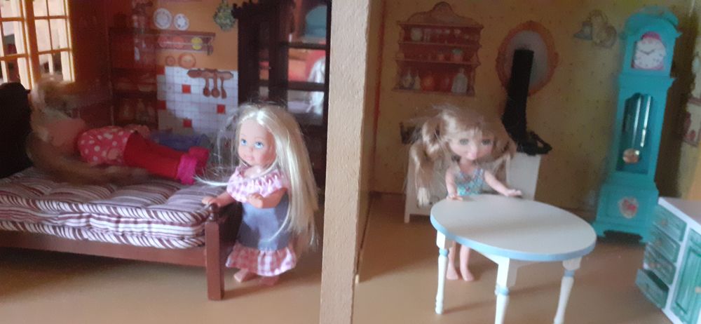 Maison de poup&eacute;es Jeux / jouets