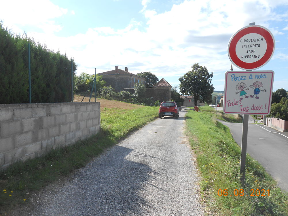 Vente Terrain TERRAIN  CONSTRUCTIBLE
942 m² viabilisés en bordure Saint-martin-d'août