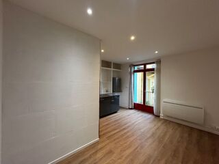  Appartement à louer 1 pièce 21 m²