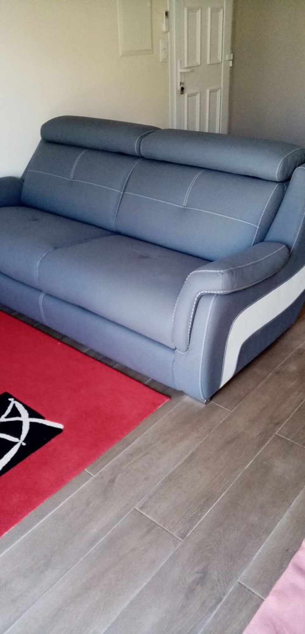 Canap&eacute; micro-fibre 3 places haut de gamme Meubles