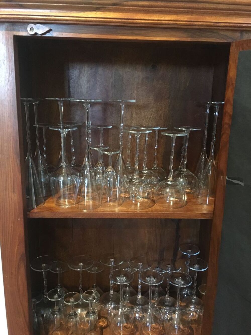 Bonneti&egrave;re BALI bois exotique Meubles