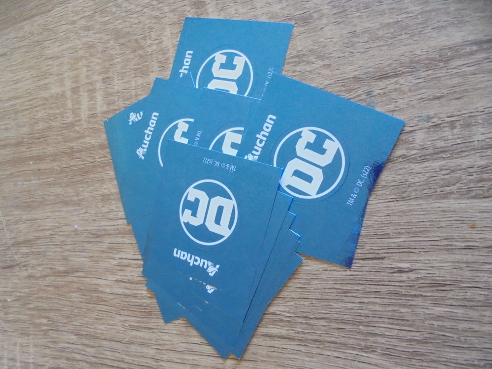 Cartes &agrave; collectionner DC Comics - Auchan 