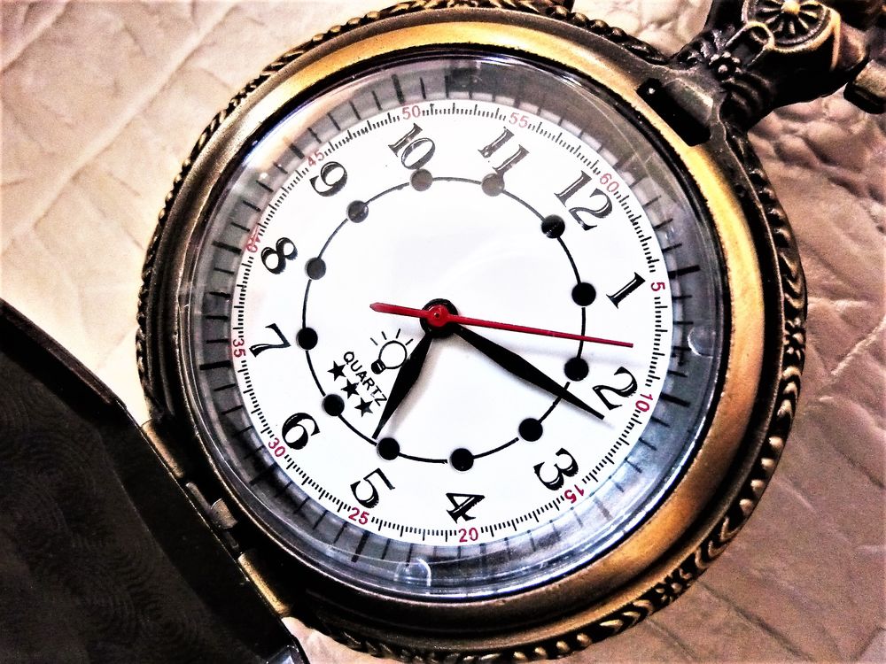LOCOMOTIVE VAPEUR LED montre gousset 2020 GOC2002 Bijoux et montres
