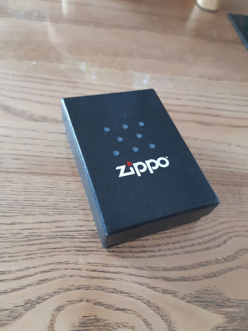 5 briquets ZIPPO collectors, lite d&eacute;tails 