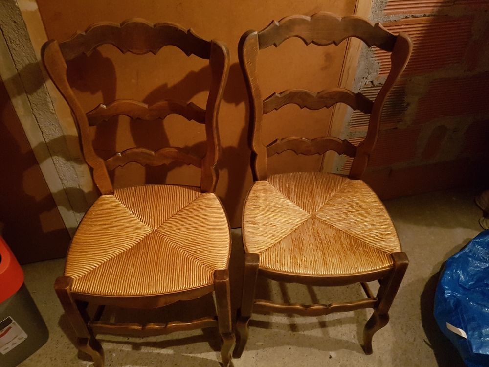 Deux chaises osier Meubles