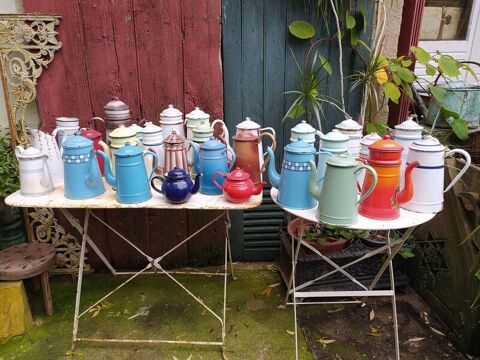 Anciennes Cafetières Émaillées Émail Couleur Enamel Coffee  0 Loches (37)