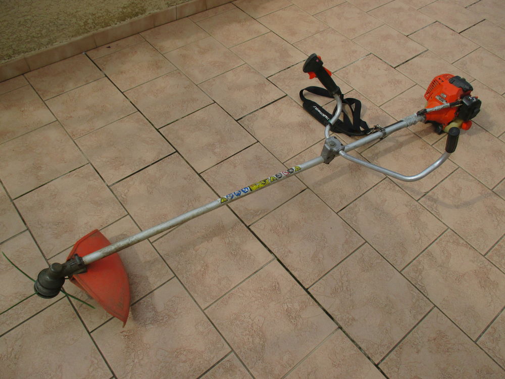 Debroussailleuse ECHO SRM 3155 Jardin
