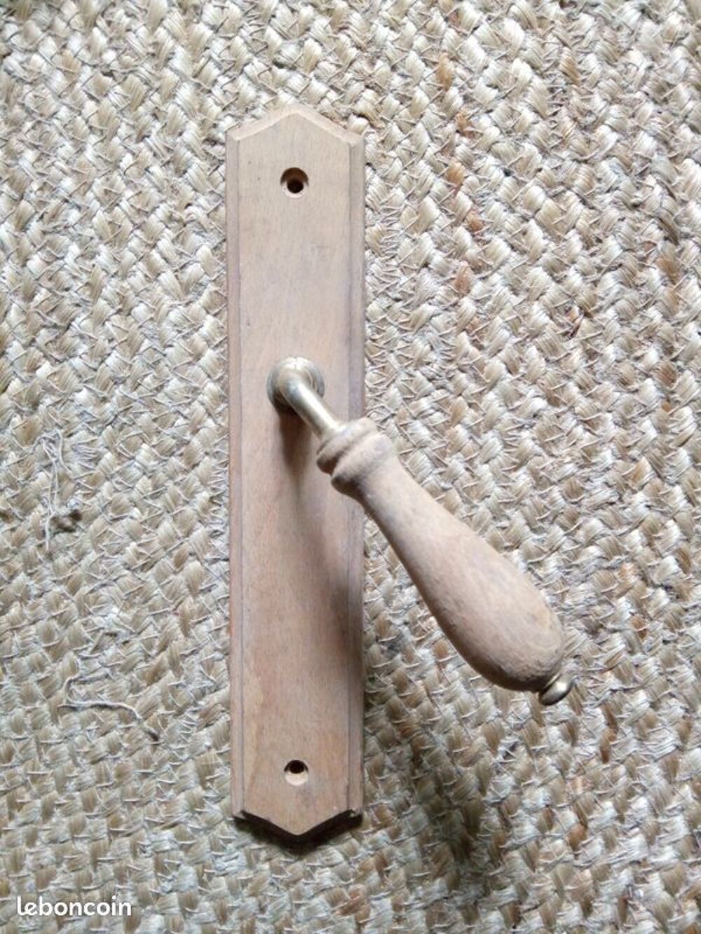 poign&eacute;es bois sur plaque sans trou : vernis bois ou blanc Bricolage