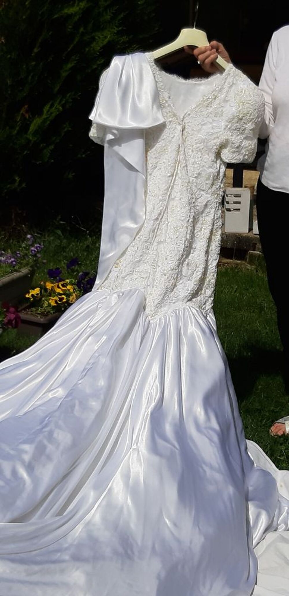Robe de mari&eacute;e fabrication italienne neuve sans &eacute;tiquette Vêtements