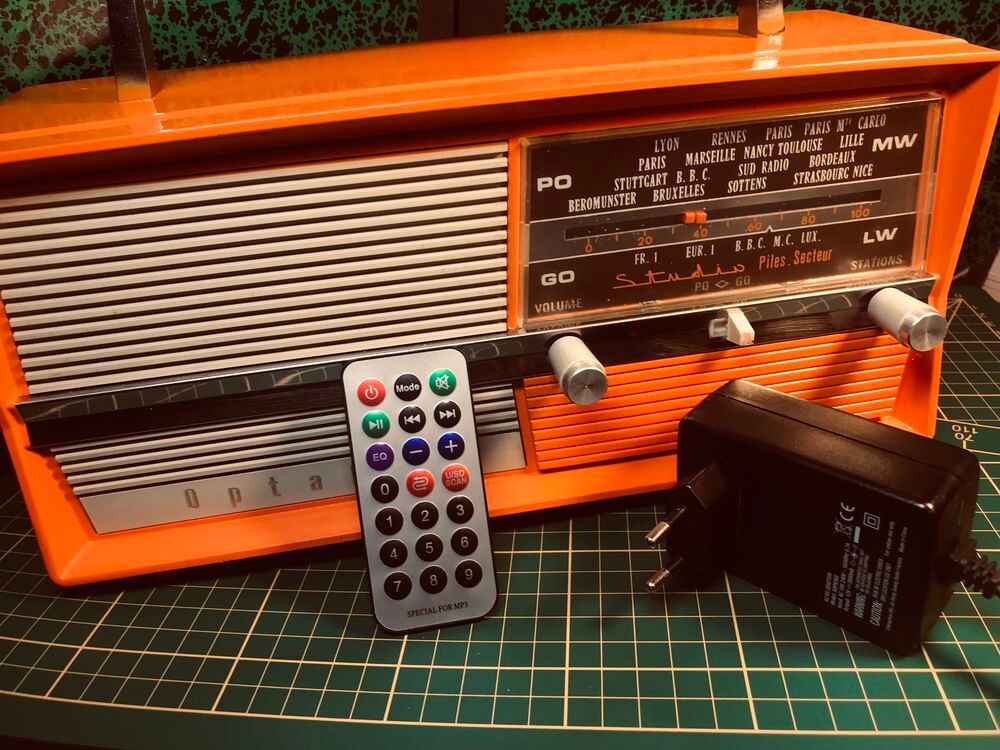 RADIO VINTAGE OPTALIX STUDIO AVEC FM et BLUETOOTH ajout&eacute;s Audio et hifi