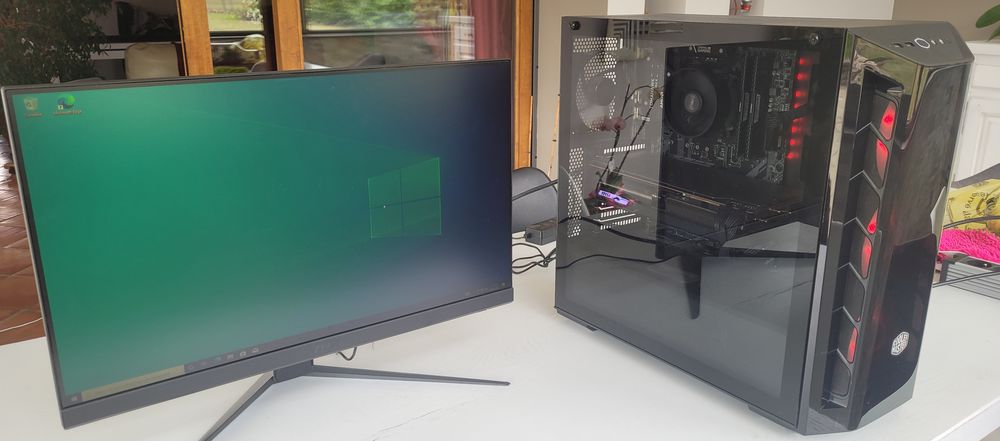 PC GAMER ET ECRAN Matériel informatique