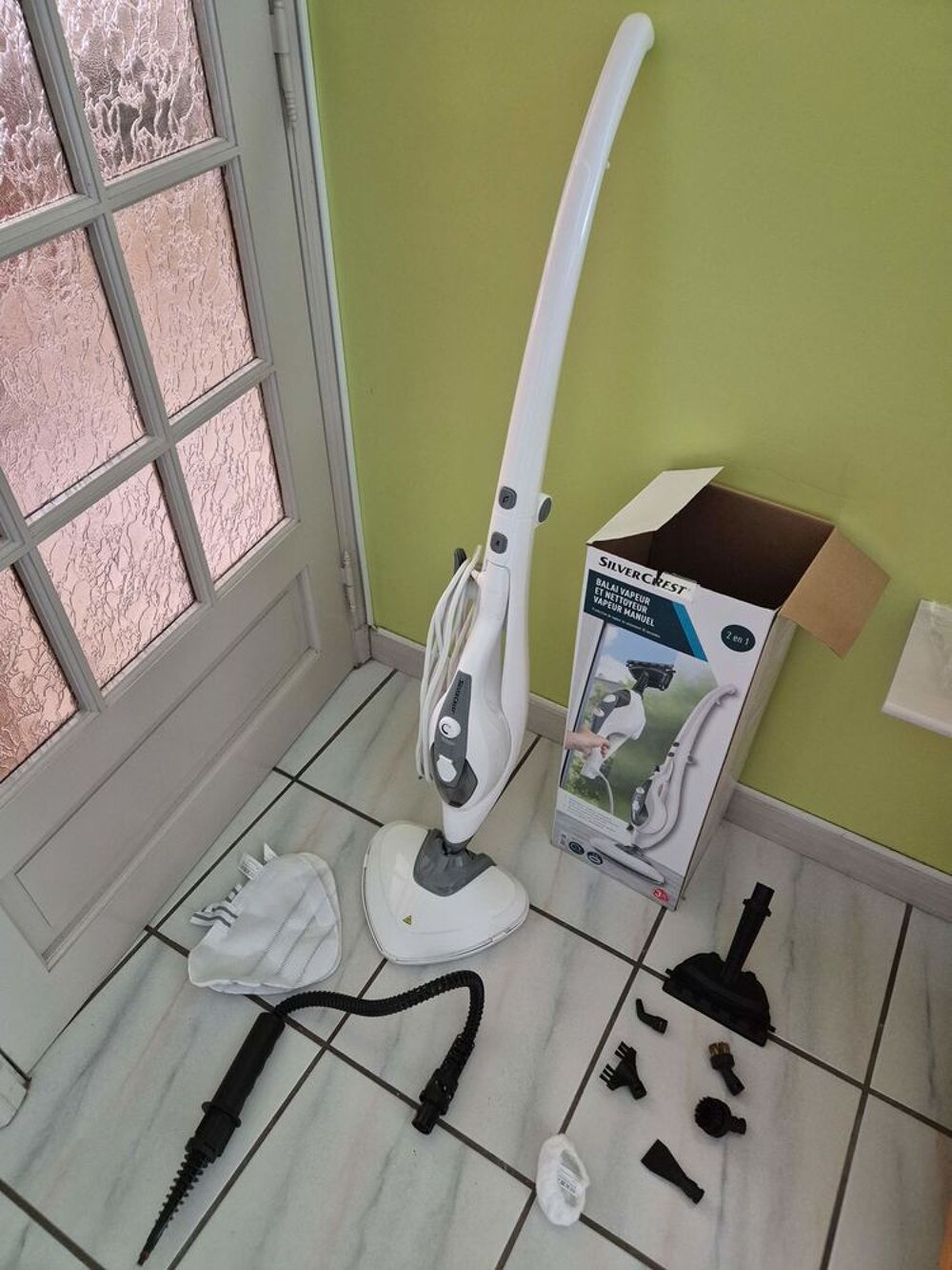Nettoyeur balai vapeur Electroménager