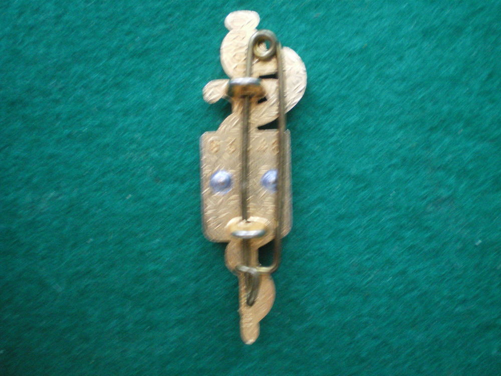 Insigne de Sant&eacute; - Direction Service Sant&eacute; 3&deg;CA - 2&deg;RM. 