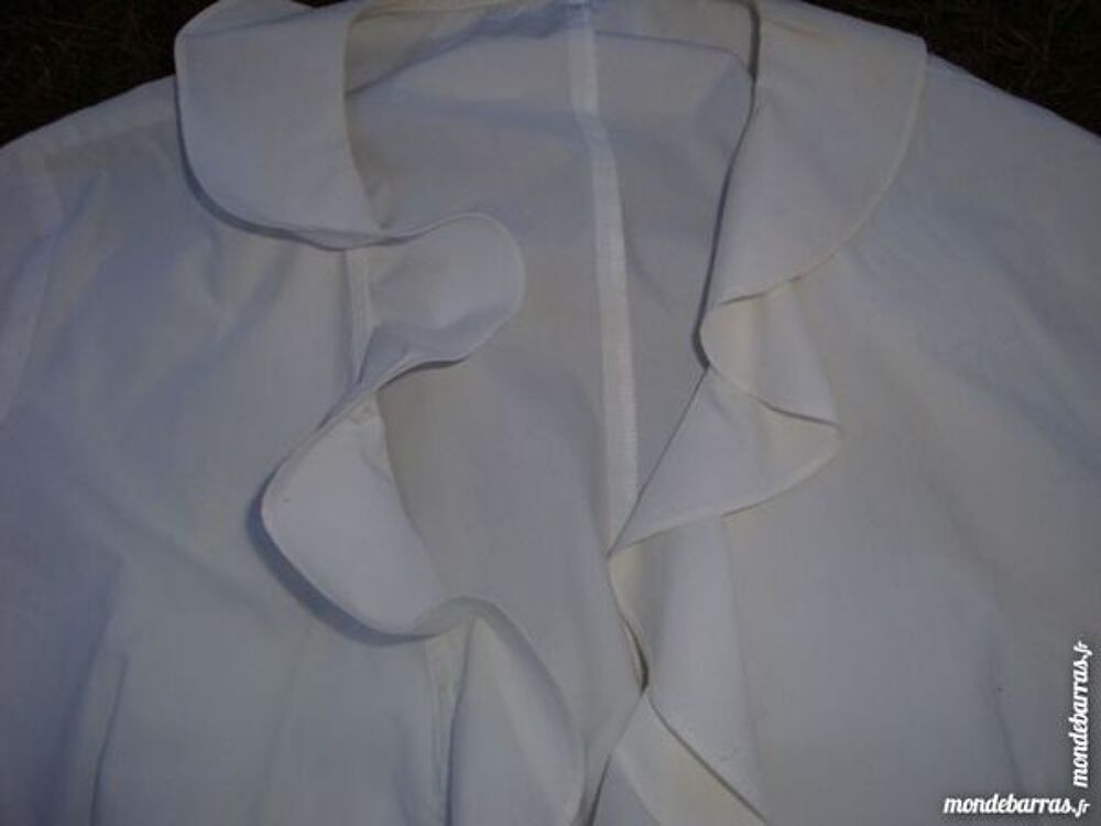 Chemisier blanc &agrave; volant Vêtements