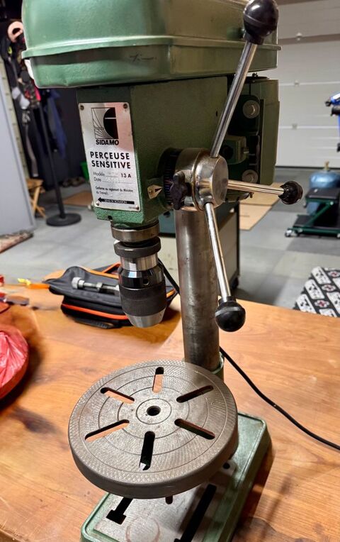 Perceuse d'atelier sur colonne 50 La Tour-de-Salvagny (69)