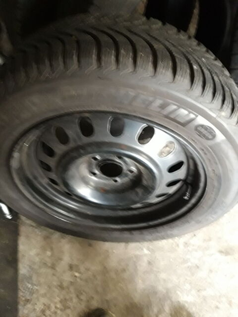 Pi&egrave;ces et &eacute;quipements Voiture Pi&egrave;ces et &eacute;quipements Voiture  occasion Longeville-l&egrave;s-Saint-Avold 57740