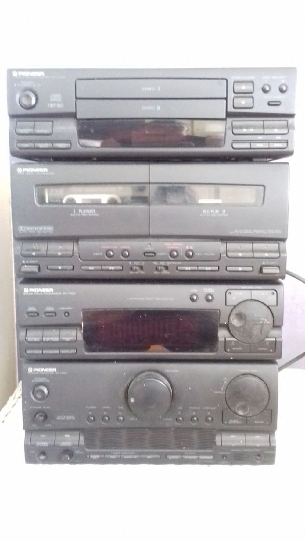 MINI CHAINE HIFI AVEC SES 2 ENSEINTES PIONNER Audio et hifi