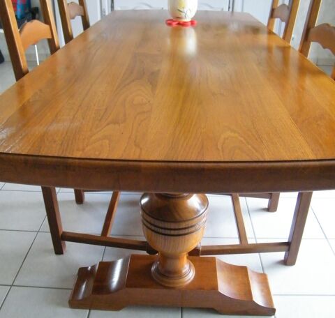 Table Monast�re ch�ne massif 450 Fontaine-Fran�aise (21)