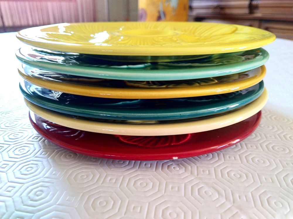 Rare ensemble multicolore de 6 assiettes &agrave; hu&icirc;tres PROCERAM
Décoration