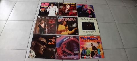 Lot de 9 disques 33tours dont 2 doubles 33tours . 7 Eybens (38)