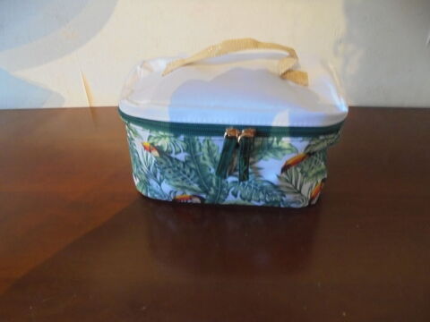 Vanity toucans (40) 3 Tours (37)