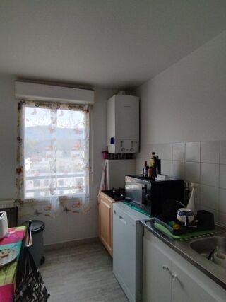  Appartement à louer 2 pièces 65 m² Saint-julien-en-genevois