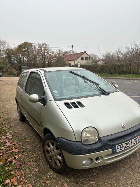 Renault twingo initial