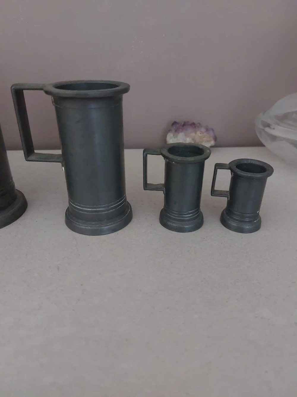 Lot de 7 pots &agrave; mesure en &eacute;tain Décoration