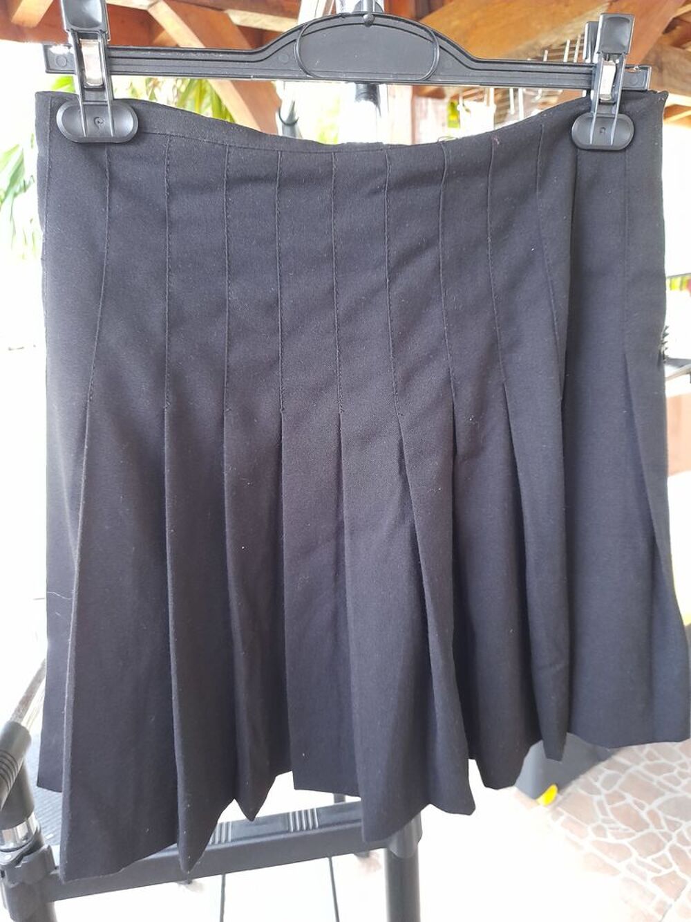Jupe pliss&eacute;e ZARA taille XS 34/36 Vêtements