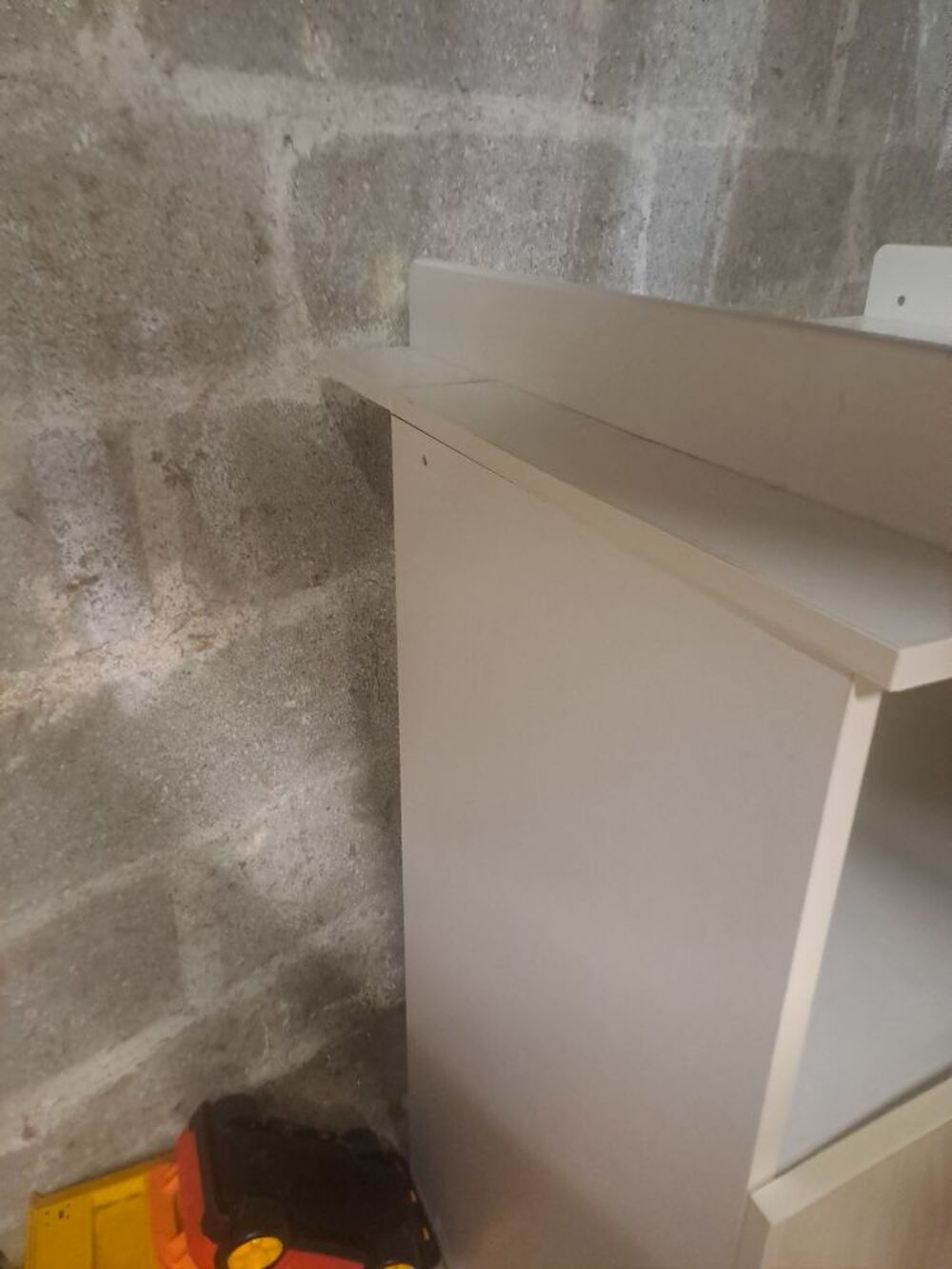 Commode &agrave; langer Meubles